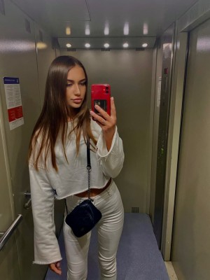 Проститутка Соня